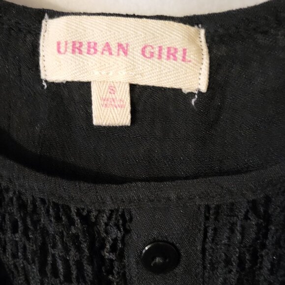 URBAN GIRL BLACK LACE OFF SHOULDER TOP SIZE SMALL - Picture 4 of 4